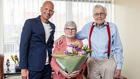 Echtpaar Hoogendam-Brouwer (65-jarig huwelijksjubileum)