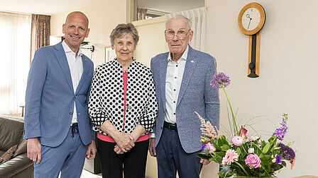 Het echtpaar Van der Heide-de Jong (60-jarig huwelijksjubileum)